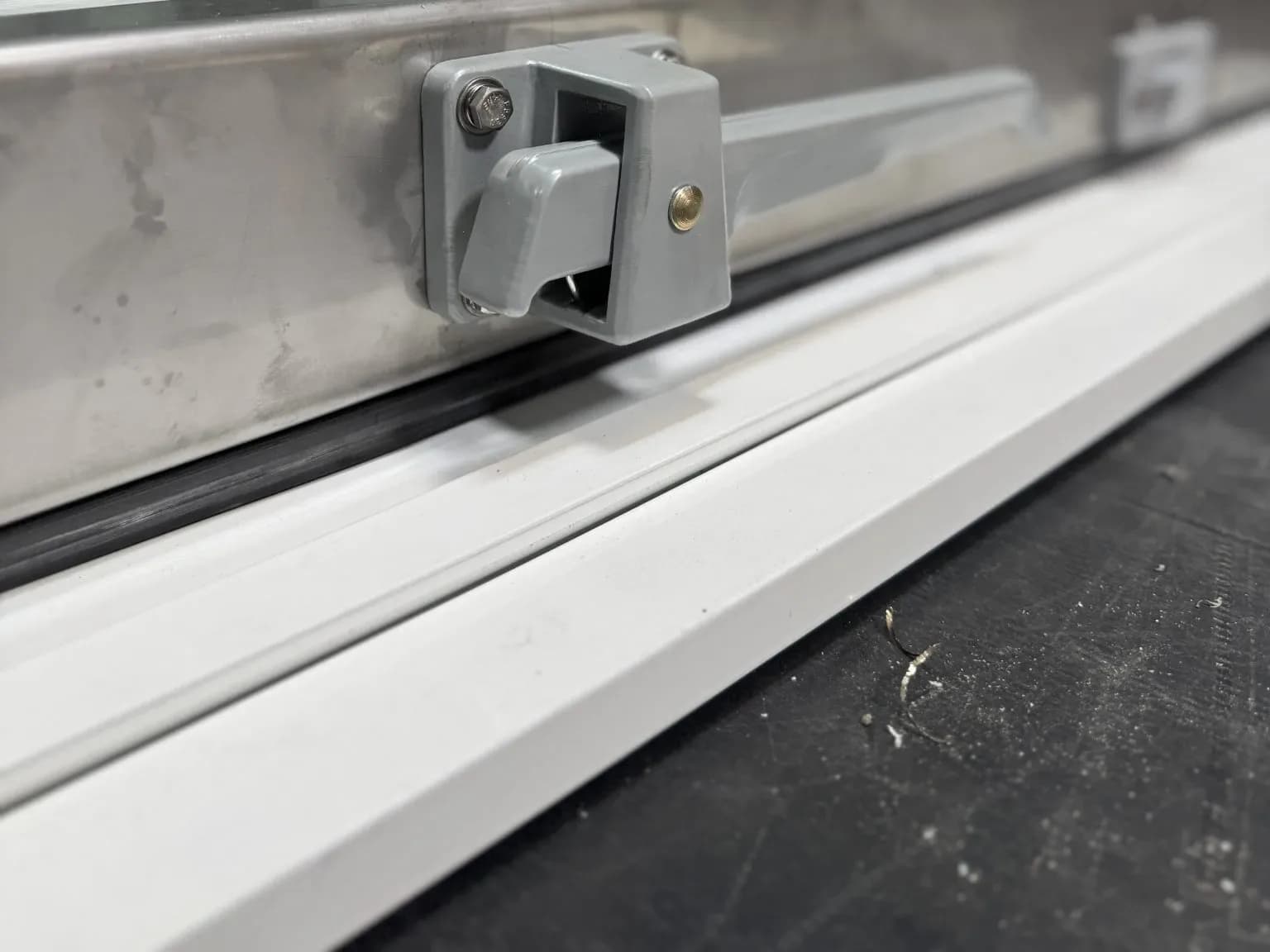Aluminium profile fabrication