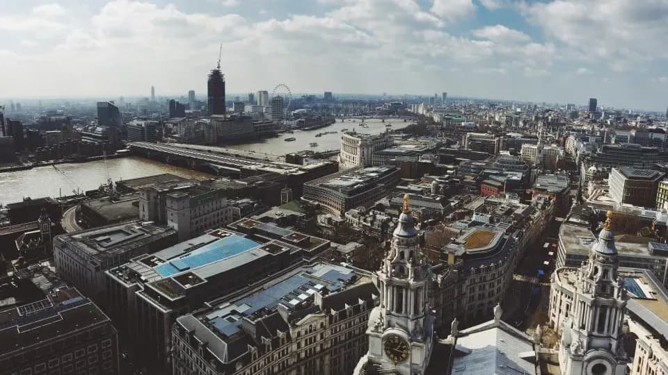 Aluminium systems in London