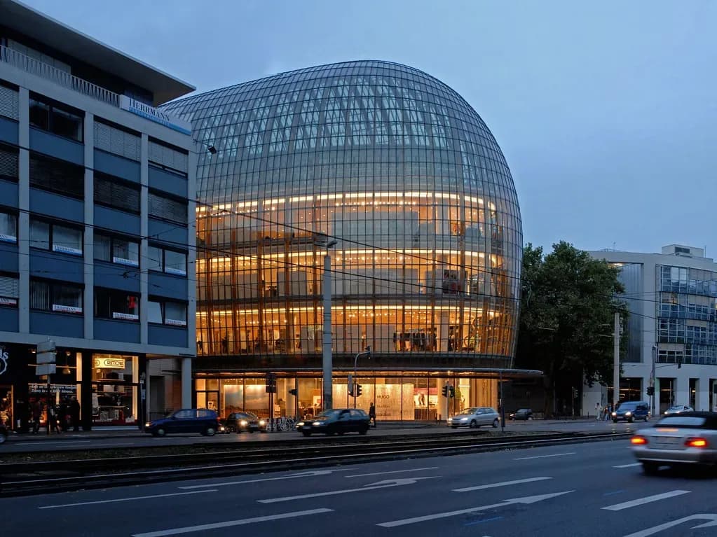 Office Building in Manchester — Curtain wall systems